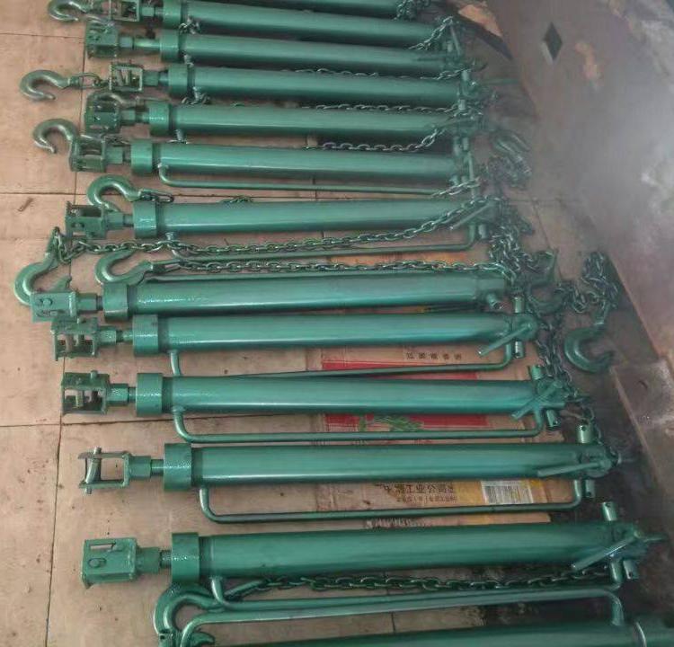 手扶式雙輪壓路機(jī)其他相關(guān)液壓設(shè)備2